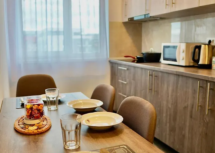 Coresi Luxury Sinuhe Residents Studio For 4